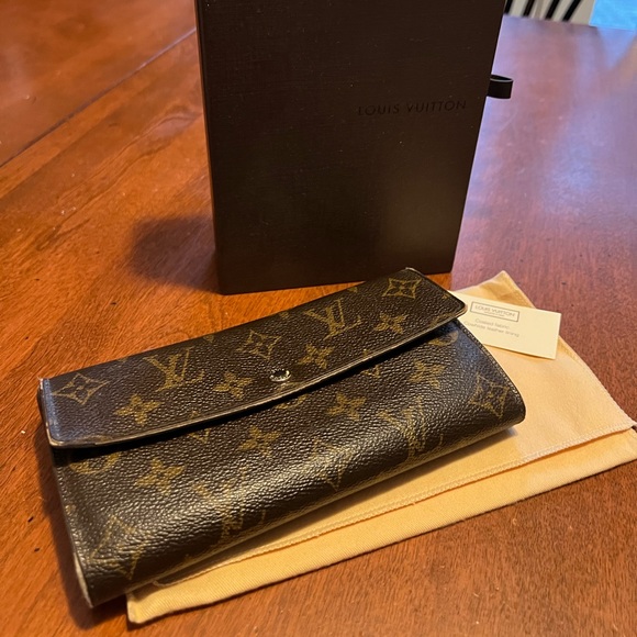 Authentic Louis Vuitton Wallet - Picture 2 of 15